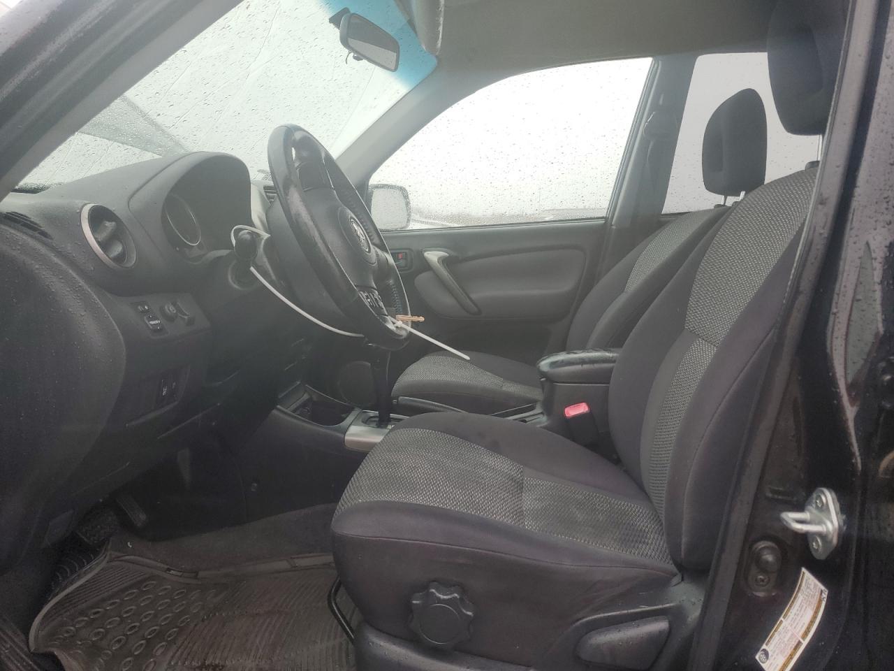 2004 Toyota RAV 4 - Image 7