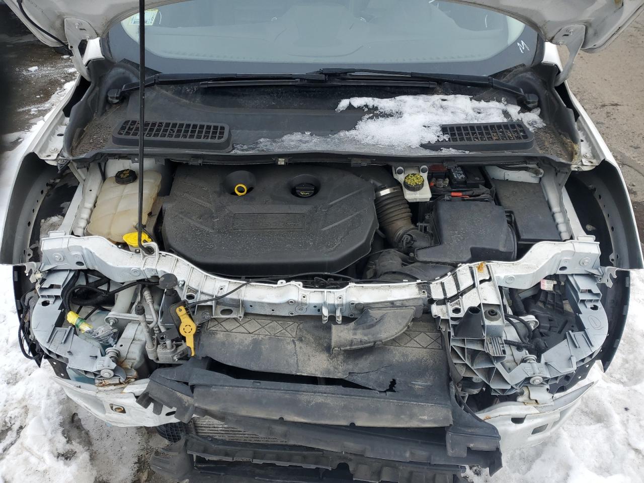 2016 Ford Escape - Image 12