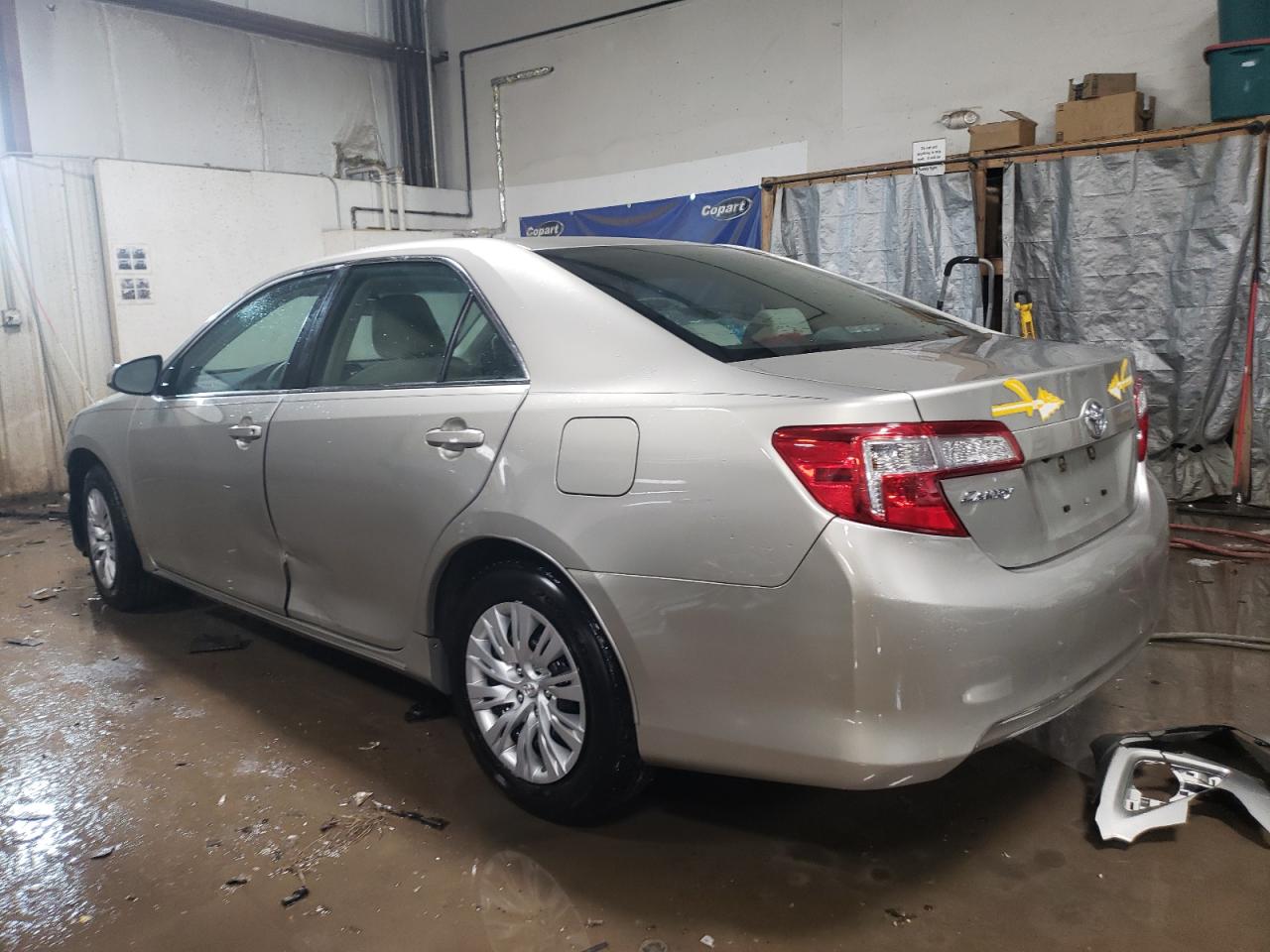 2014 Toyota Camry - Image 2