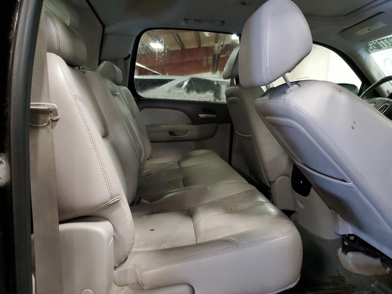 2007 GMC Sierra - Image 10