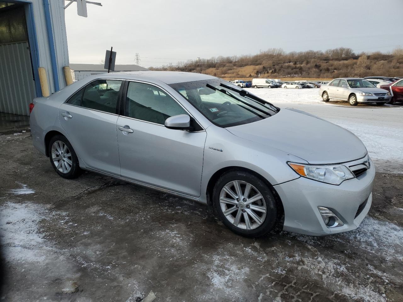 2014 Toyota Camry - Image 4