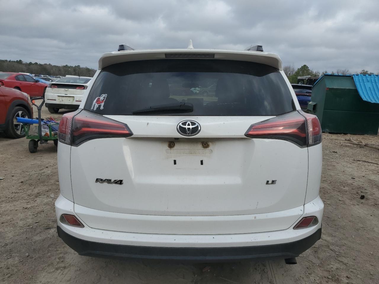 2016 Toyota RAV 4 - Image 6