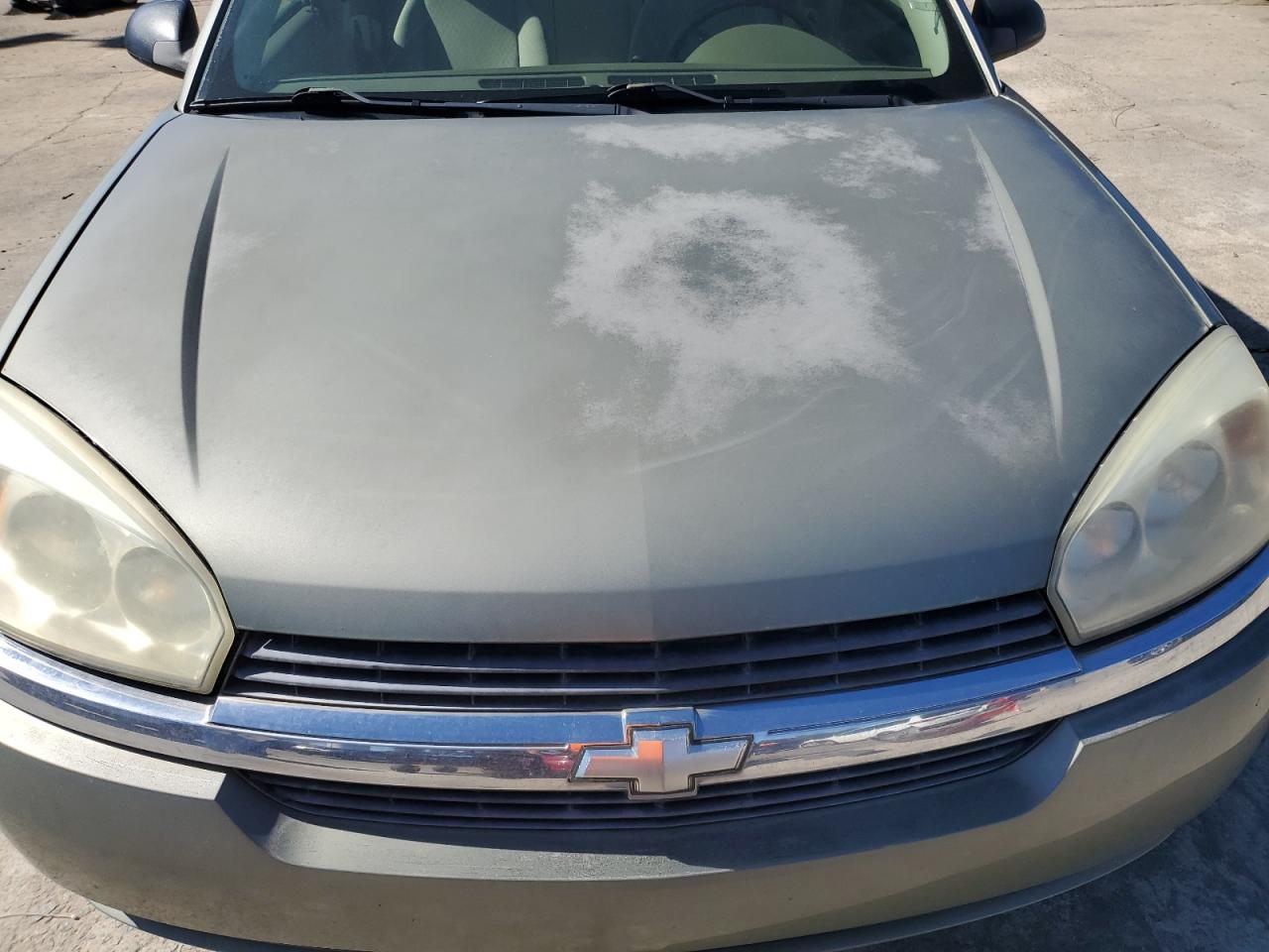 2005 Chevrolet Malibu - Image 11