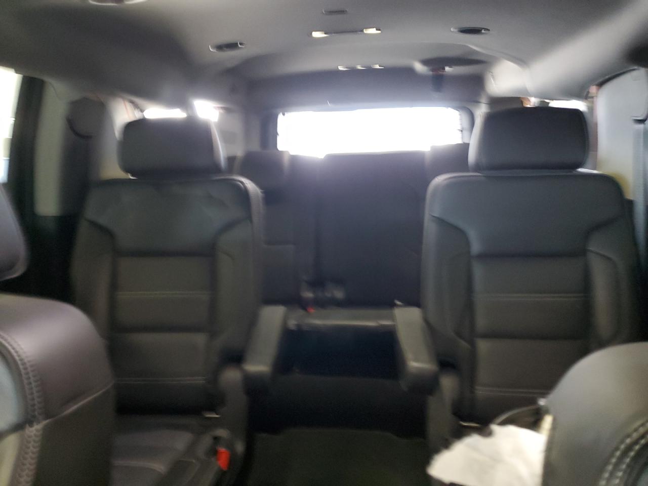 2018 GMC Yukon - Image 10