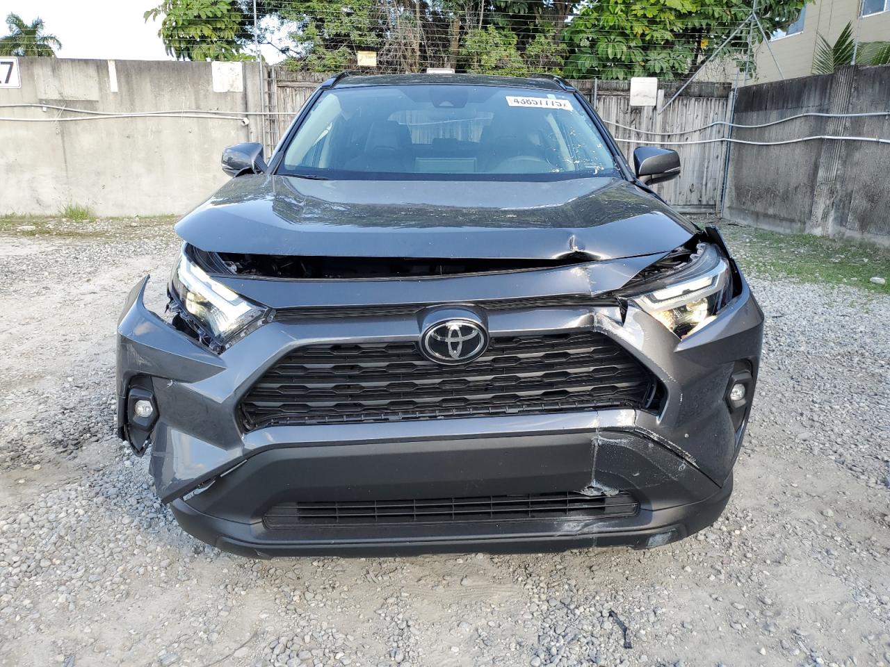 2023 Toyota RAV 4 - Image 5