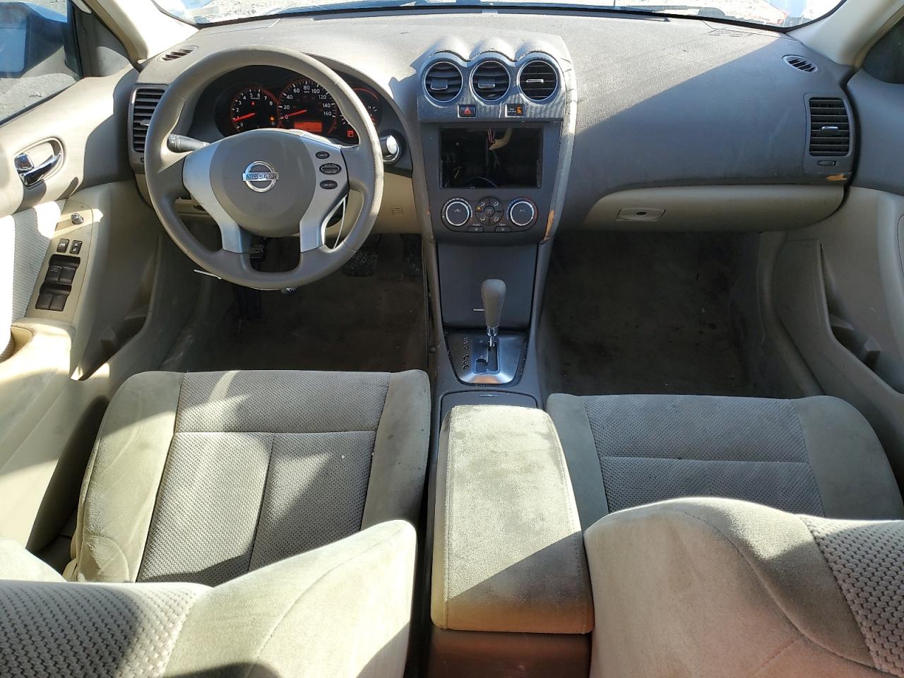 2009 Nissan Altima - Image 8