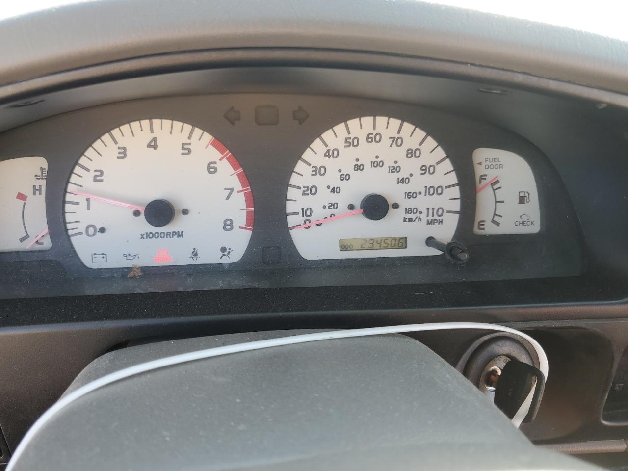 2001 Toyota Tacoma - Image 9