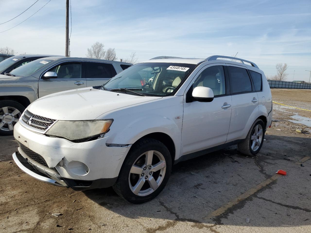 2007 Mitsubishi Outlander - Image 1