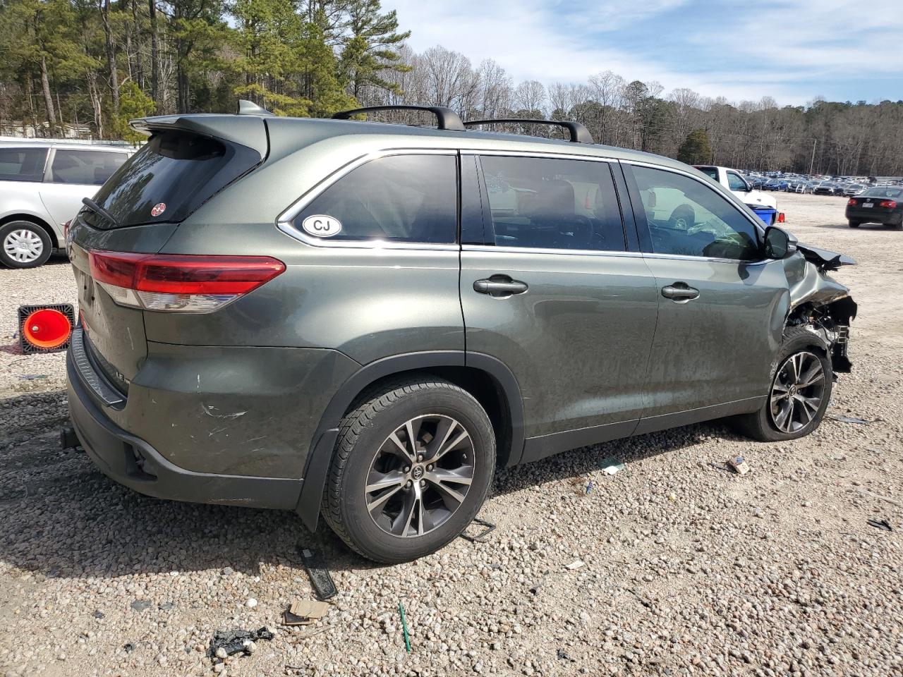 2019 Toyota Highlander - Image 3