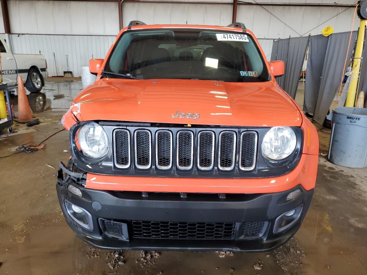 2016 Jeep Renegade - Image 5
