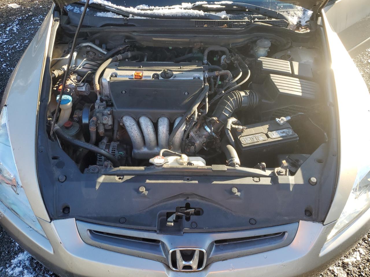 2004 Honda Accord - Image 11