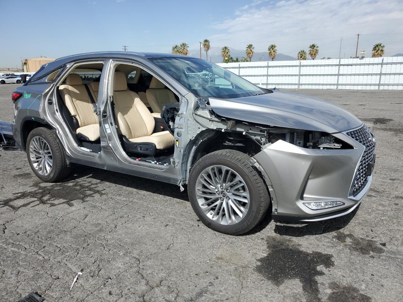 2021 Lexus RX - Image 4