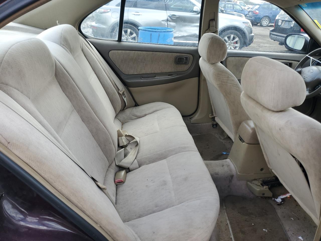 1999 Nissan Altima - Image 10