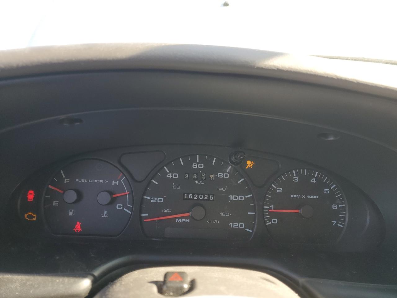 2002 Ford Taurus - Image 9