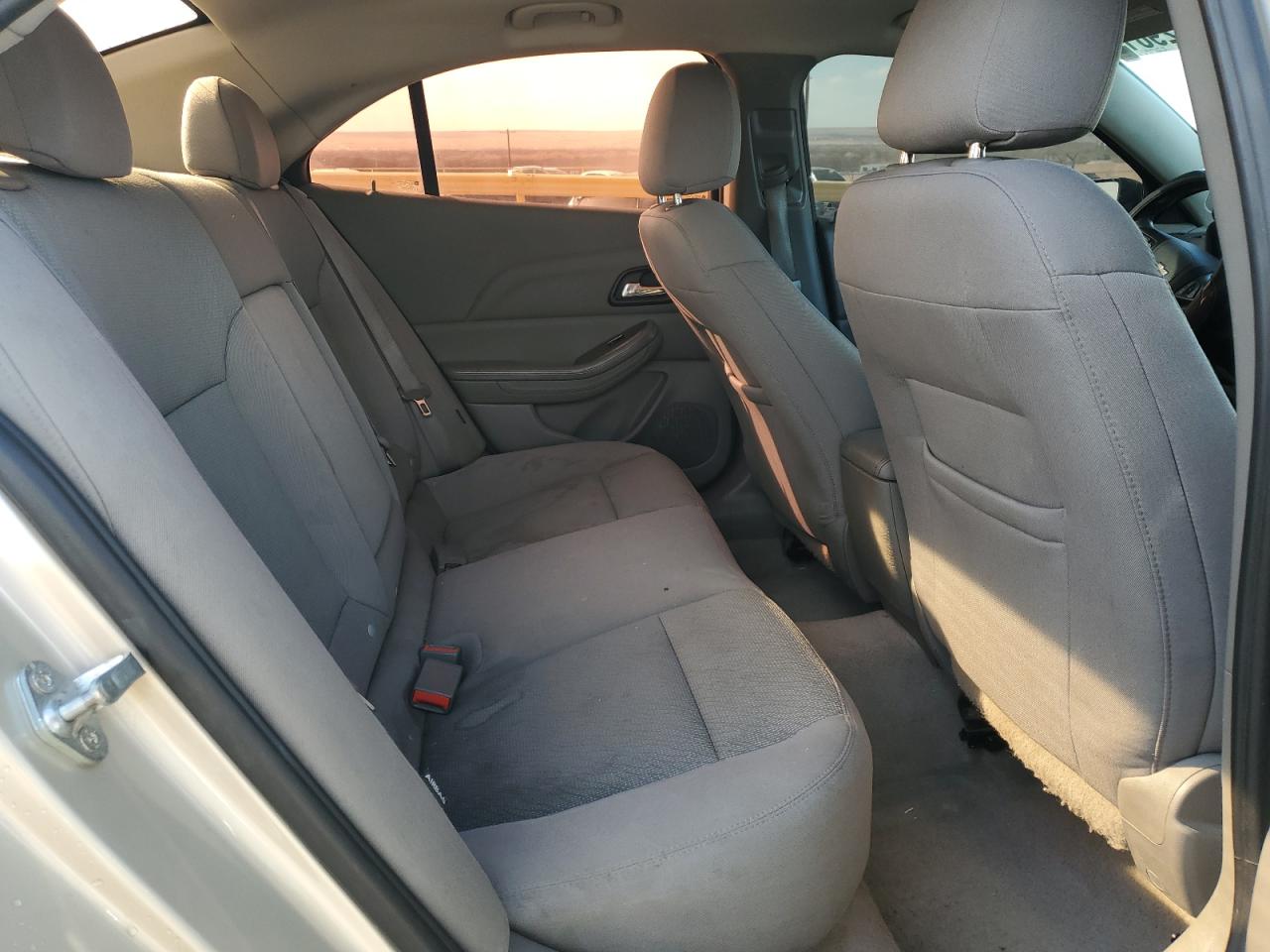 2014 Chevrolet Malibu - Image 10