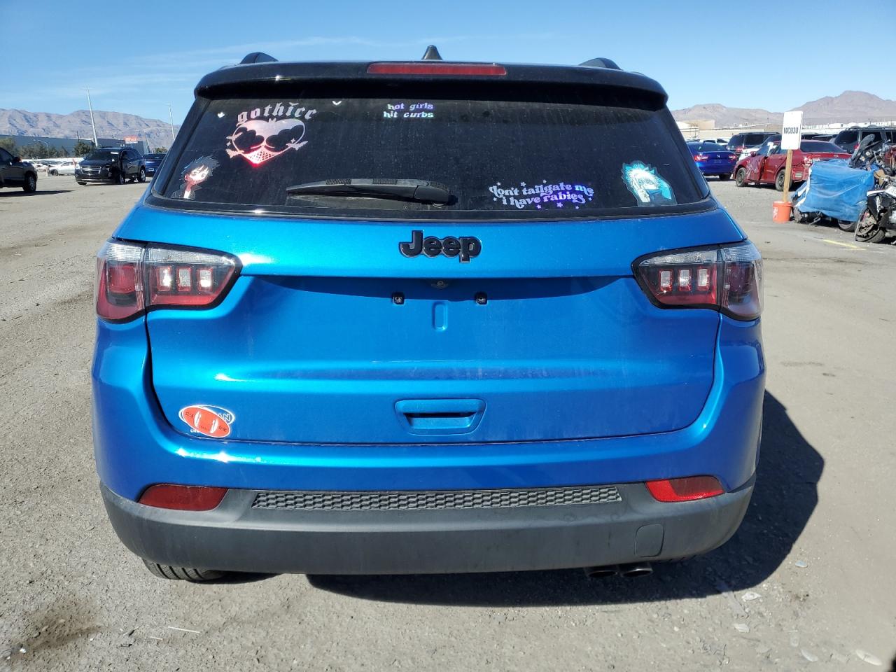 2018 Jeep Compass - Image 6