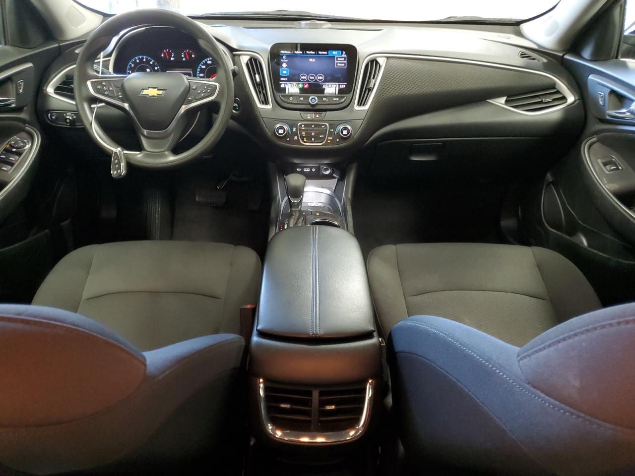 2023 Chevrolet Malibu - Image 8