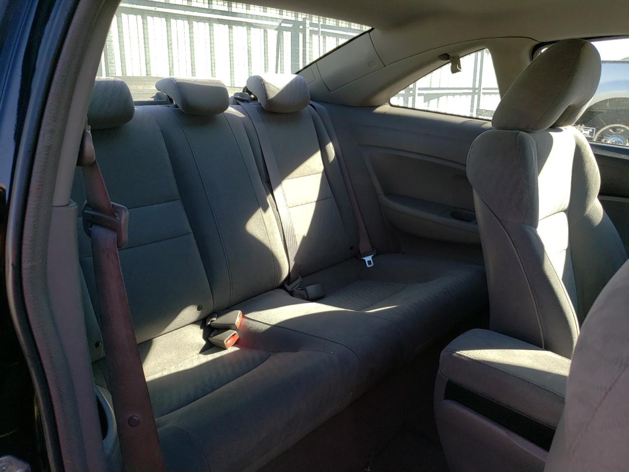 2009 Honda Civic Lx VIN: 2HGFG12609H540858 Lot: 46926135