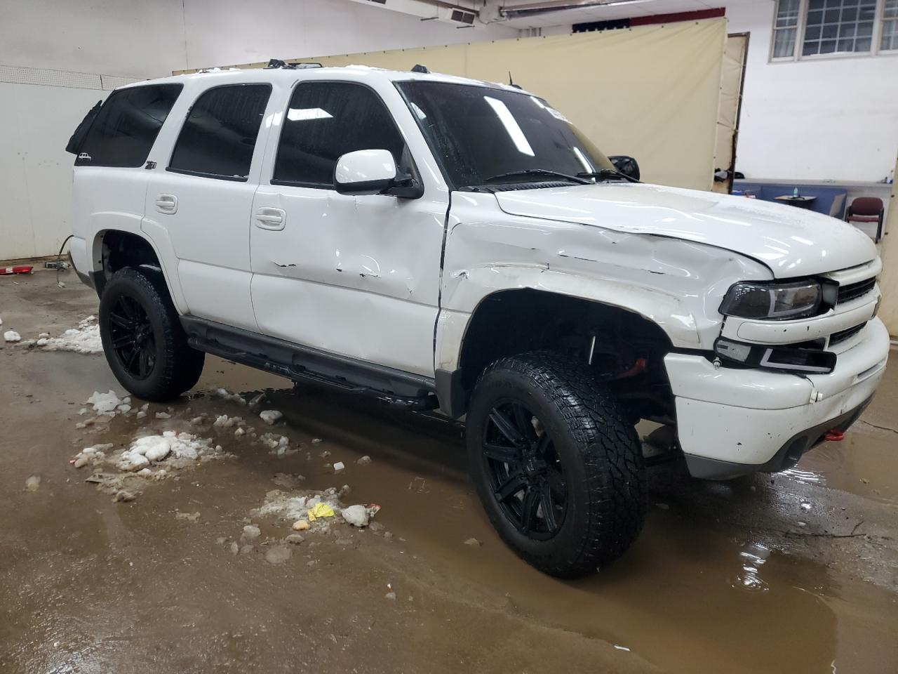 2004 Chevrolet Tahoe - Image 4
