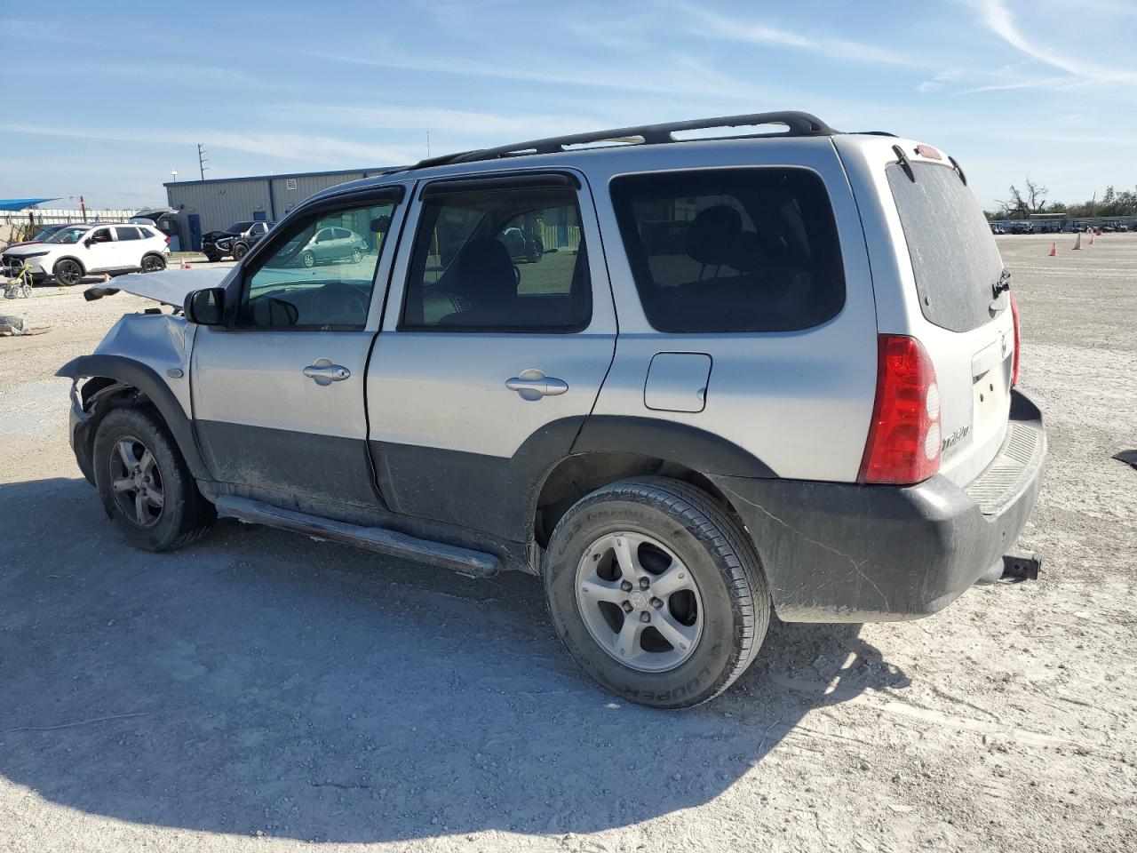 2006 Mazda Tribute - Image 2