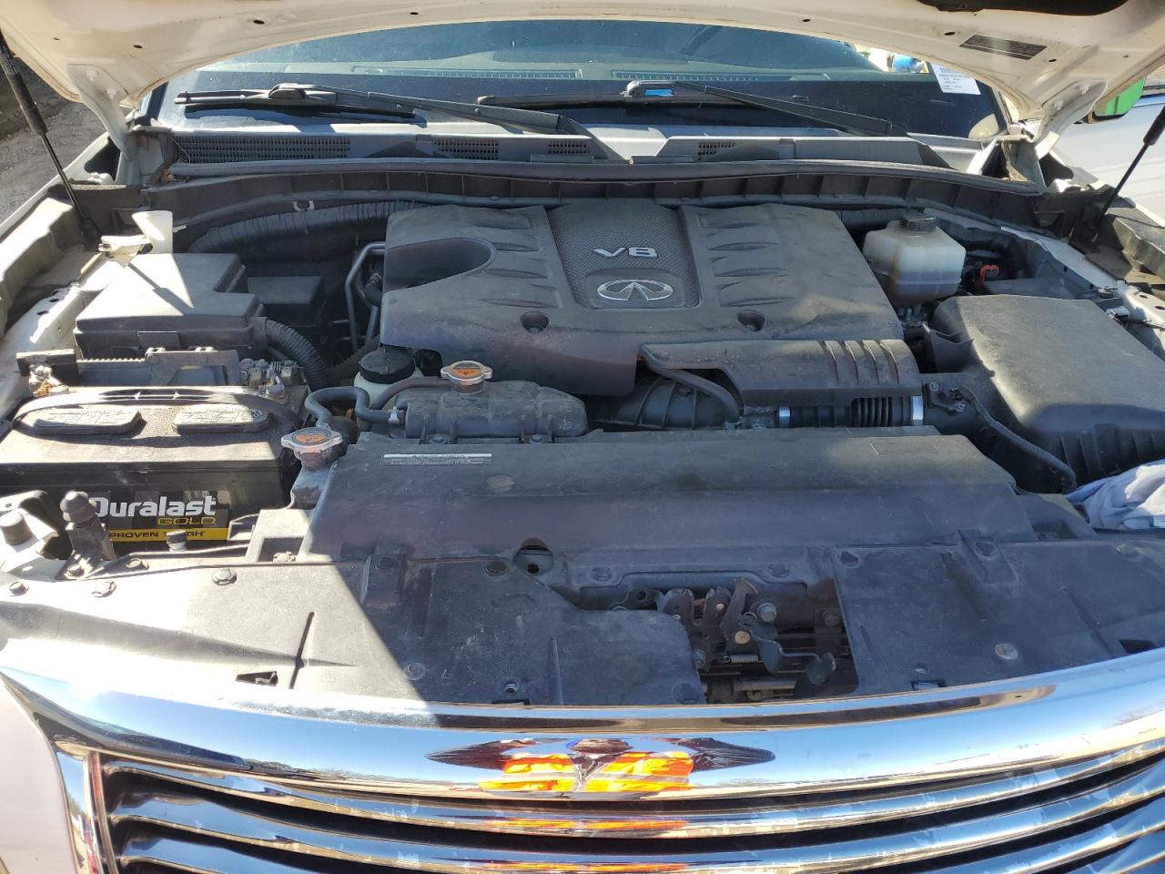 2014 Infiniti QX80 - Image 12
