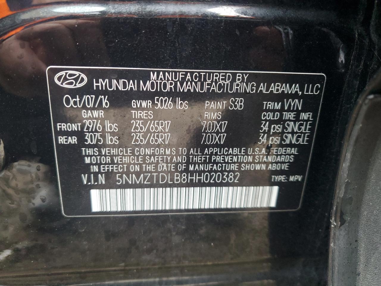 2017 Hyundai Santa Fe - Image 16