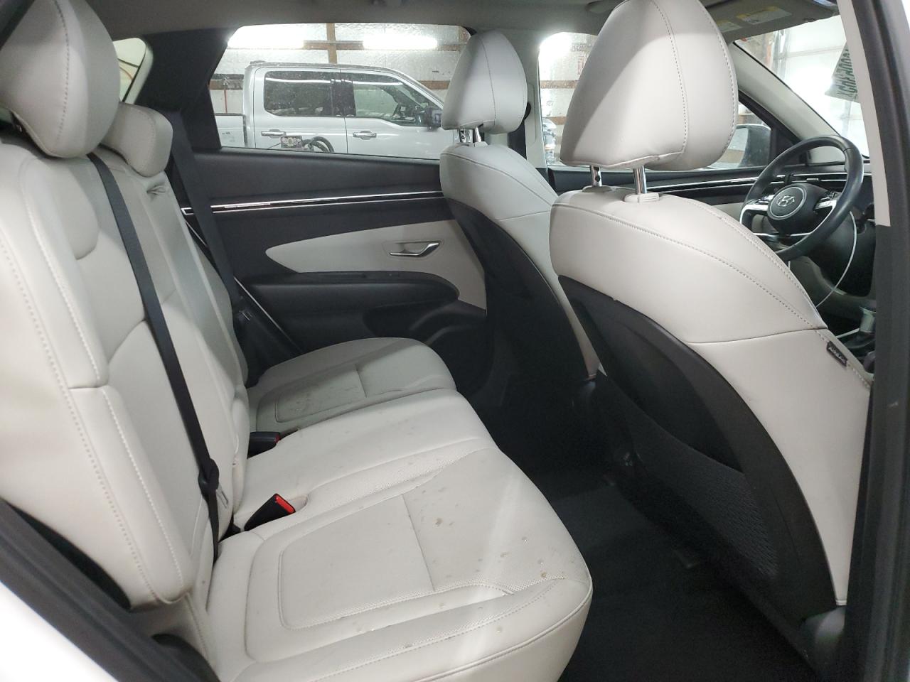 2023 Hyundai Tucson - Image 11