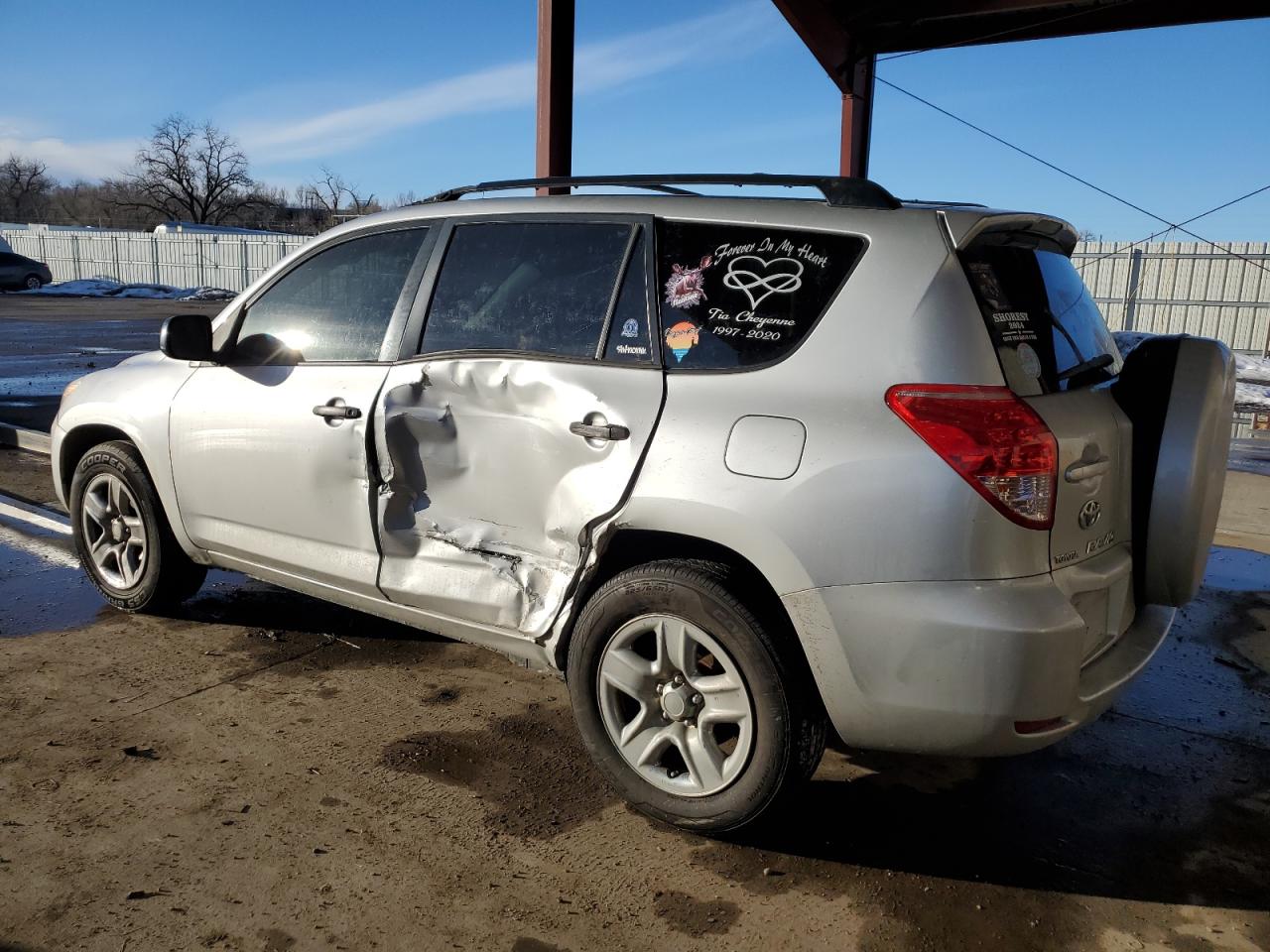 2006 Toyota RAV 4 - Image 2