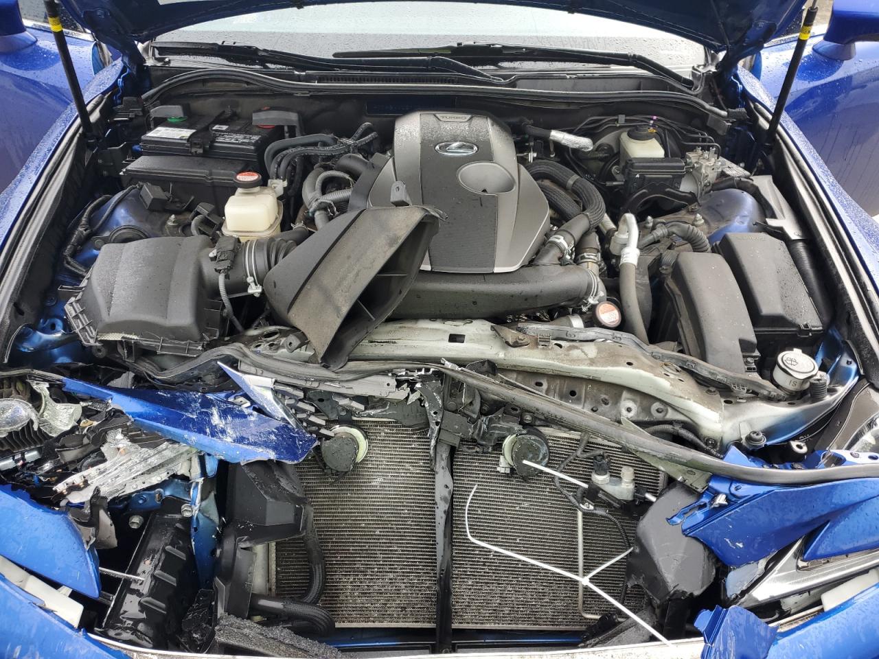 2016 Lexus IS - Image 12
