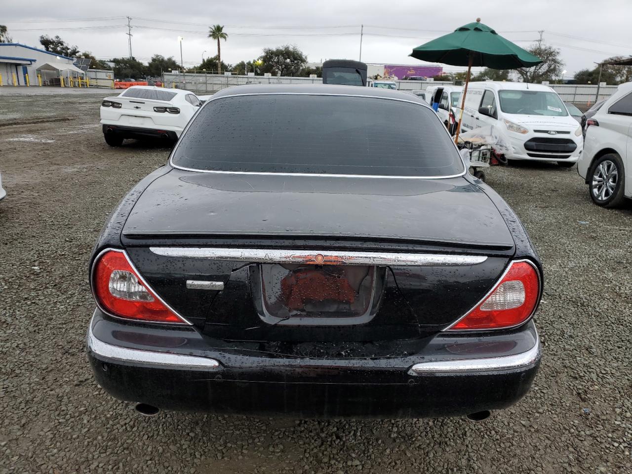 2004 Jaguar XJ - Image 6
