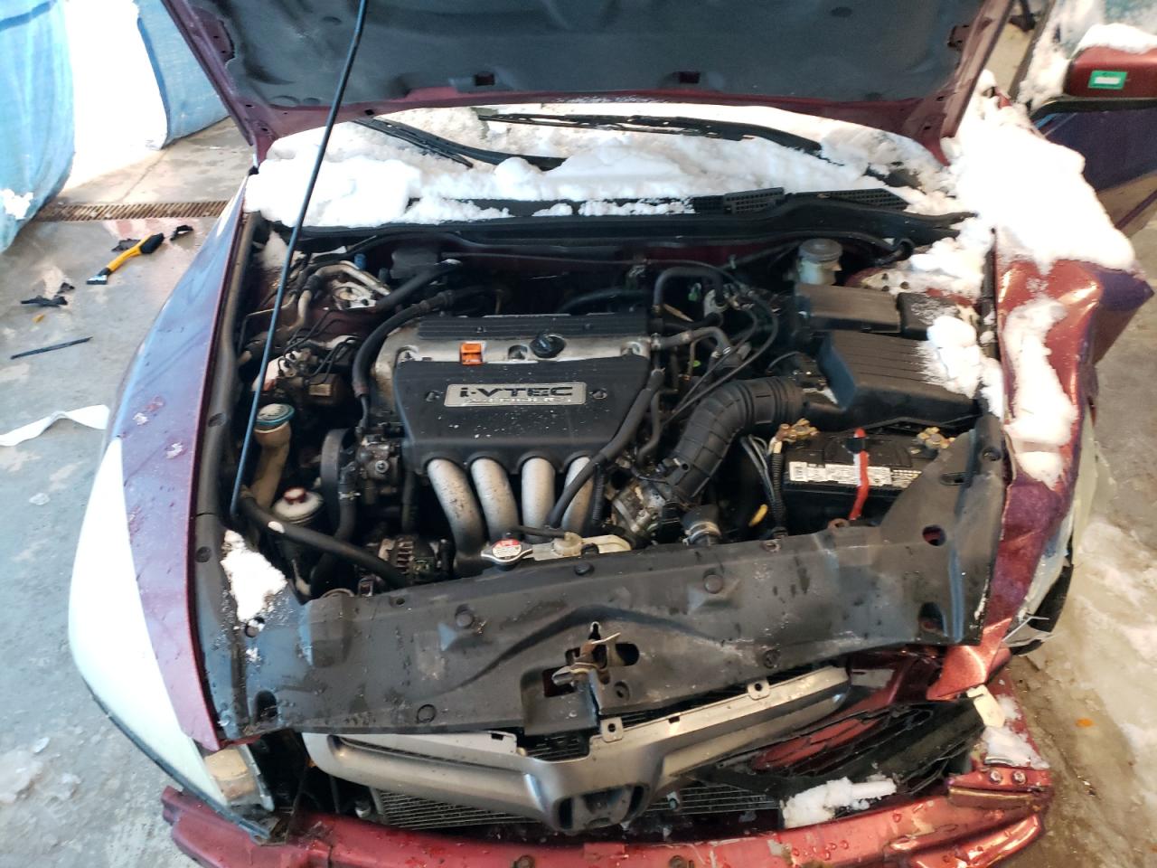 2005 Honda Accord - Image 13