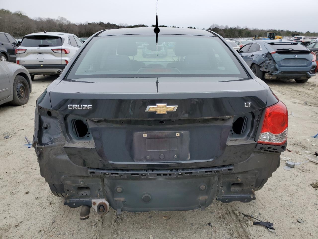 2014 Chevrolet Cruze - Image 6