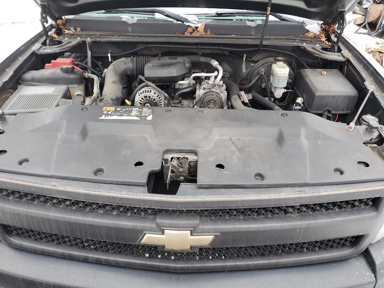 2011 Chevrolet Silverado - Image 11