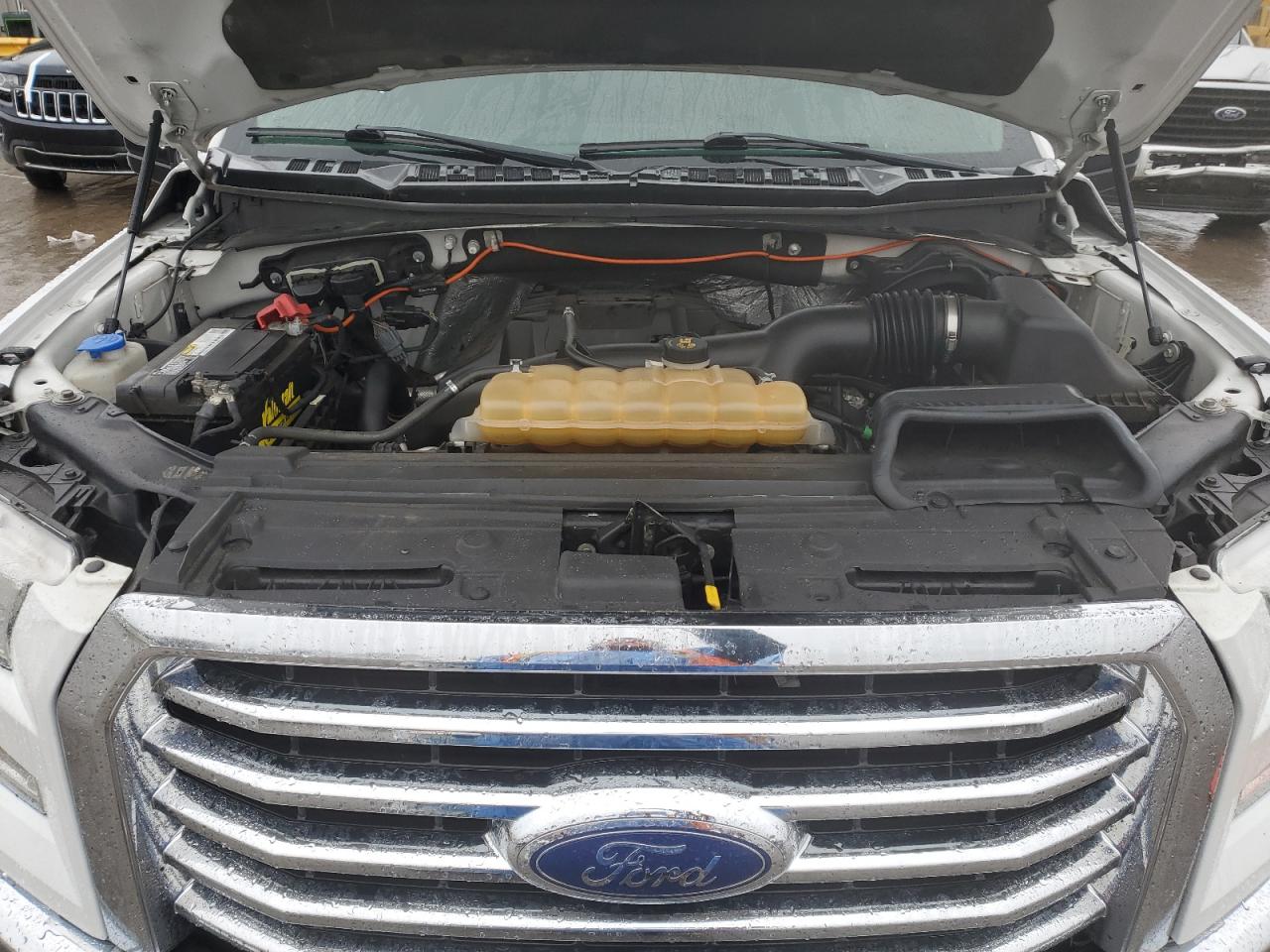 2015 Ford F-150 - Image 11
