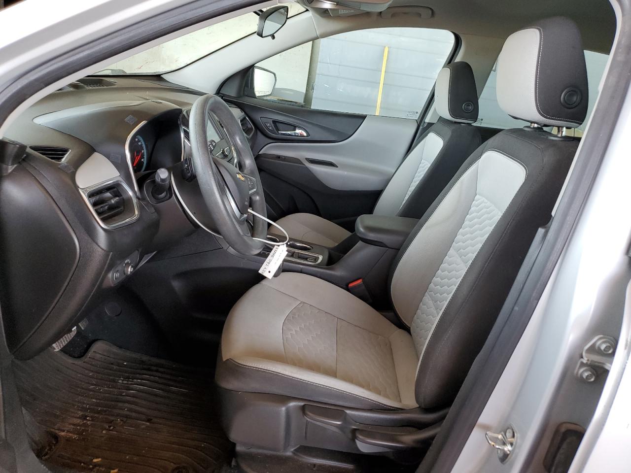 2018 Chevrolet Equinox - Image 7