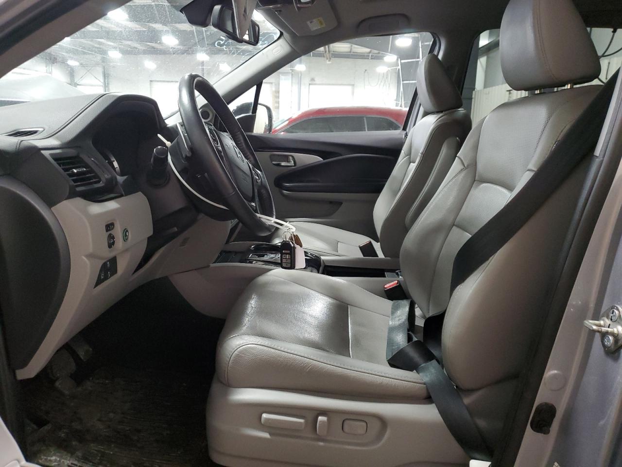 2017 Honda Pilot - Image 7