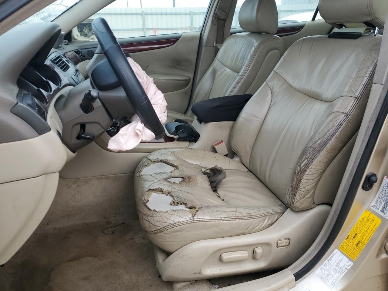 2002 Lexus ES - Image 7