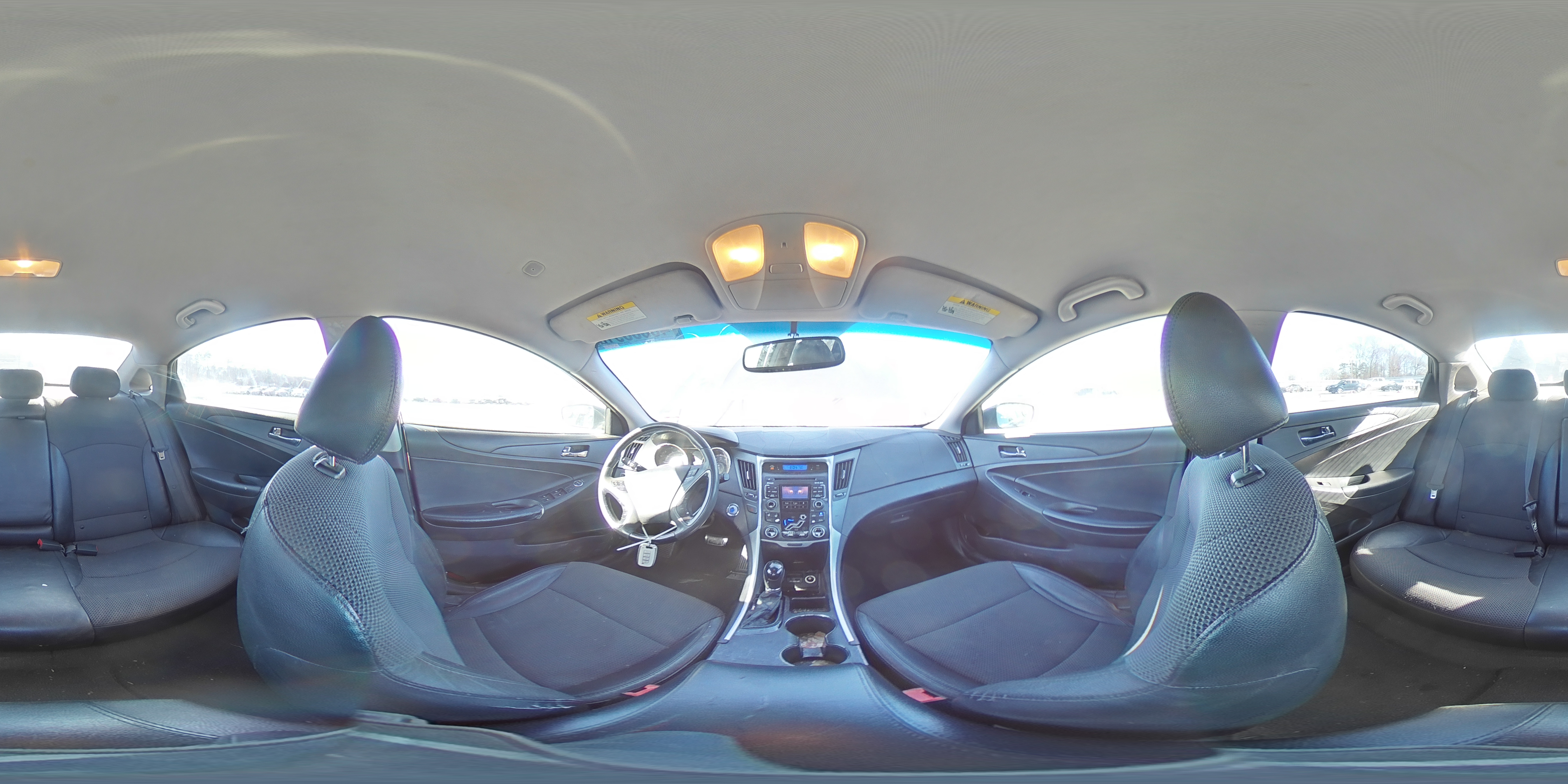 2011 Hyundai Sonata - Image 12