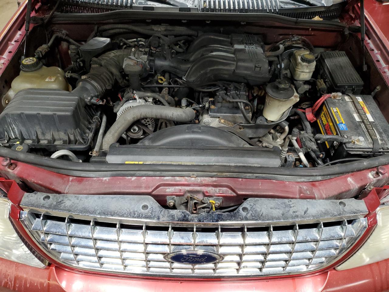 2005 Ford Explorer - Image 12