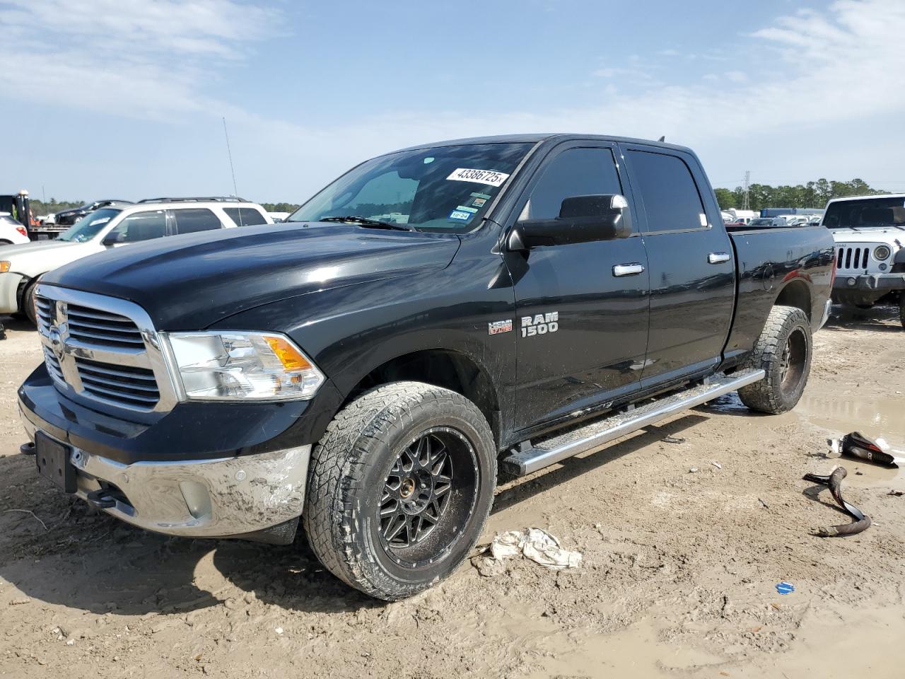 2014 RAM 1500 - Image 1