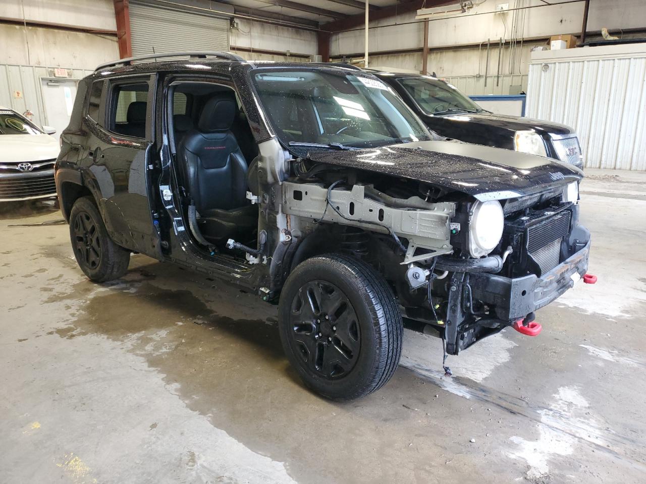 2018 Jeep Renegade - Image 4