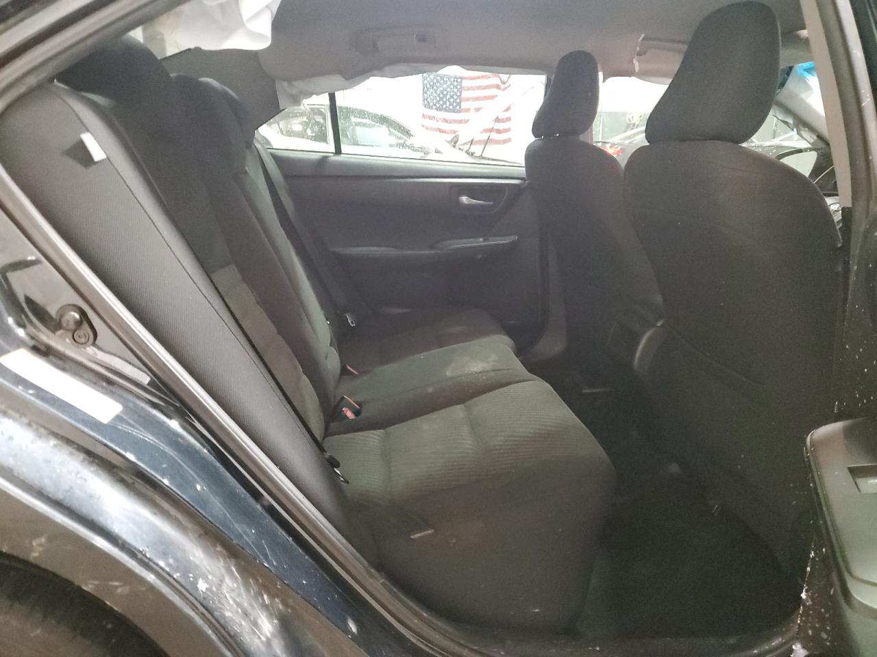 2015 Toyota Camry - Image 10