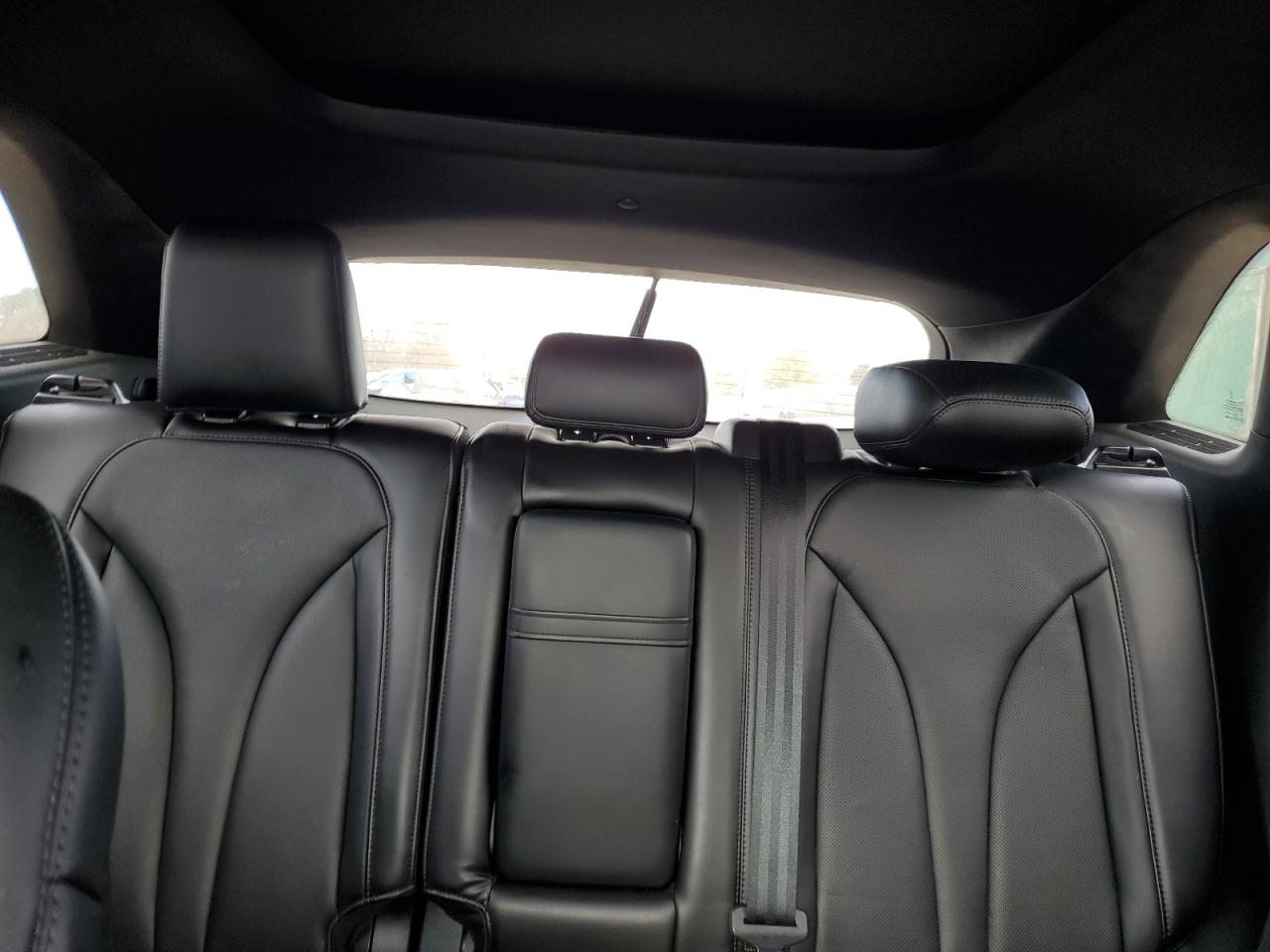 2017 Lincoln MKC - Image 10
