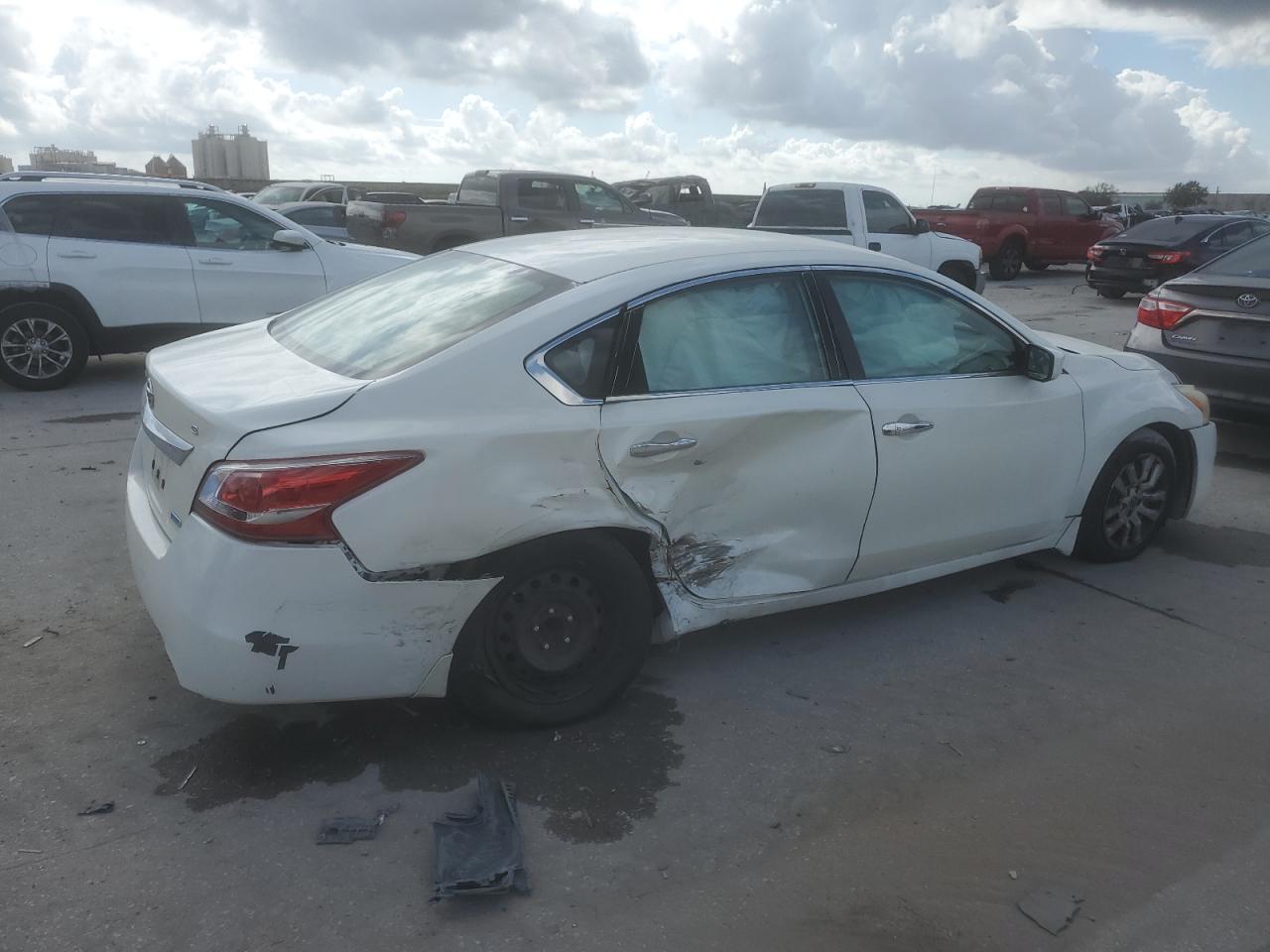 2013 Nissan Altima - Image 3