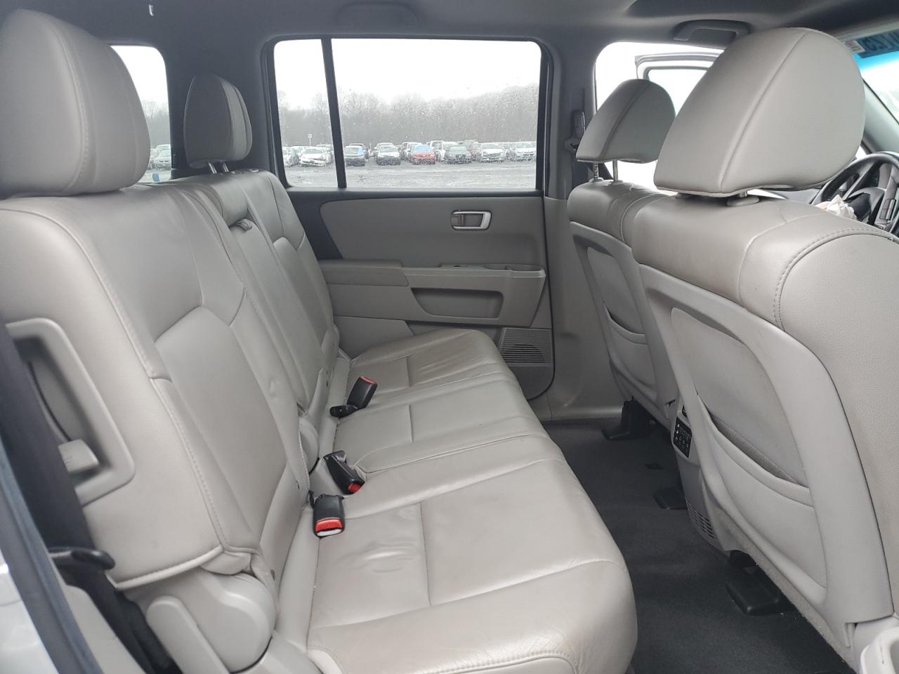 2012 Honda Pilot - Image 11