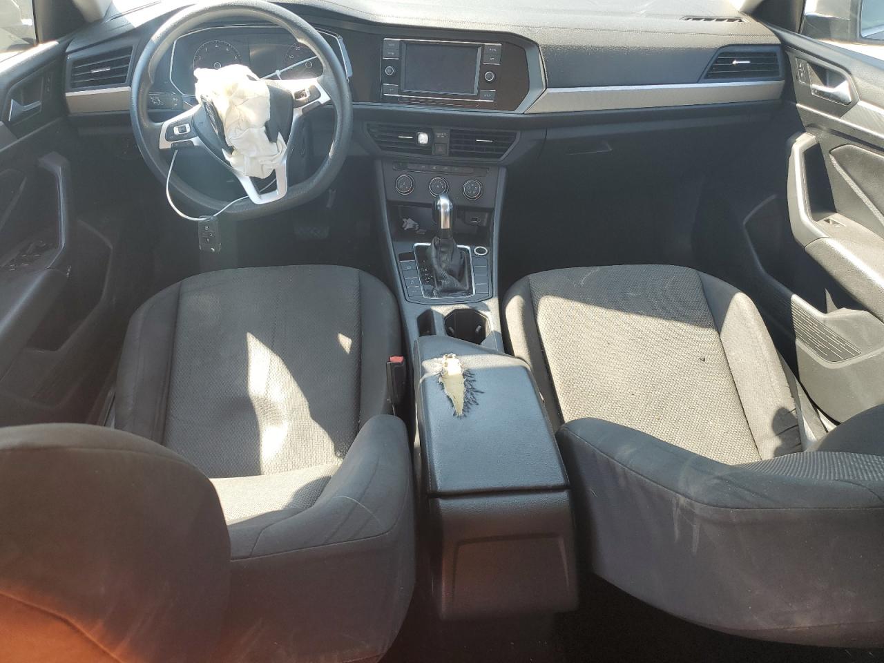 2019 Volkswagen Jetta - Image 8