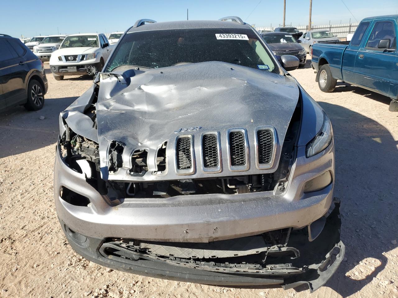 2017 Jeep Grand Cherokee - Image 5