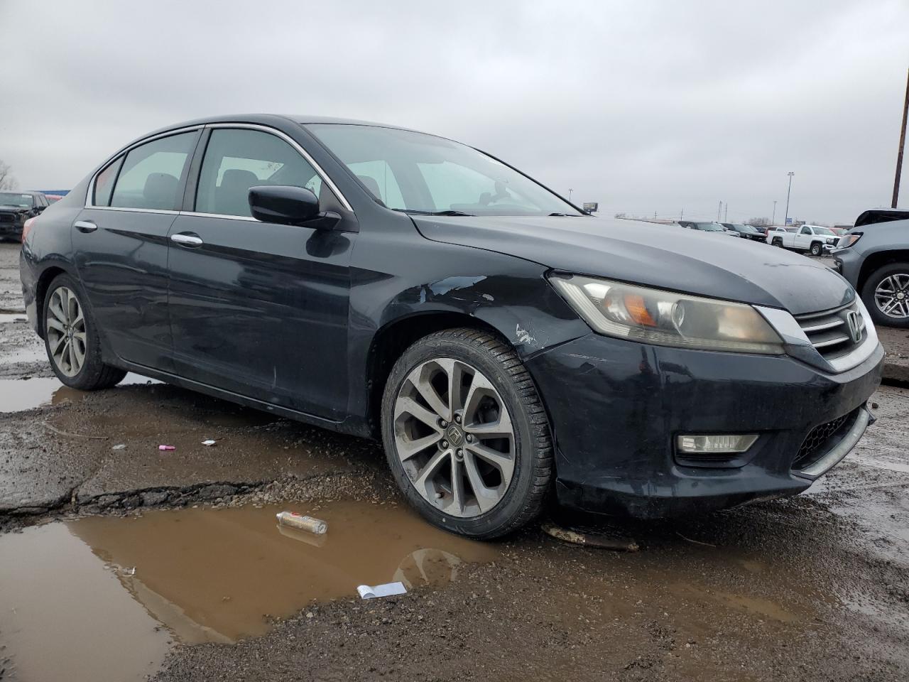 2013 Honda Accord - Image 4