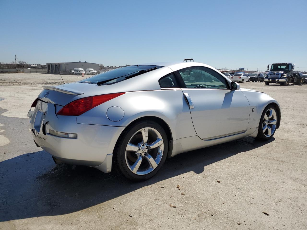 2006 Nissan 350Z - Image 3