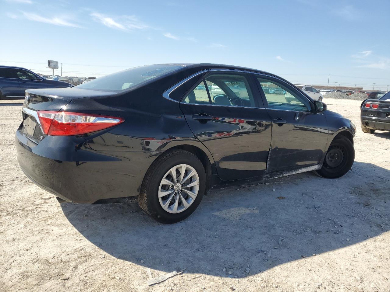 2015 Toyota Camry - Image 3
